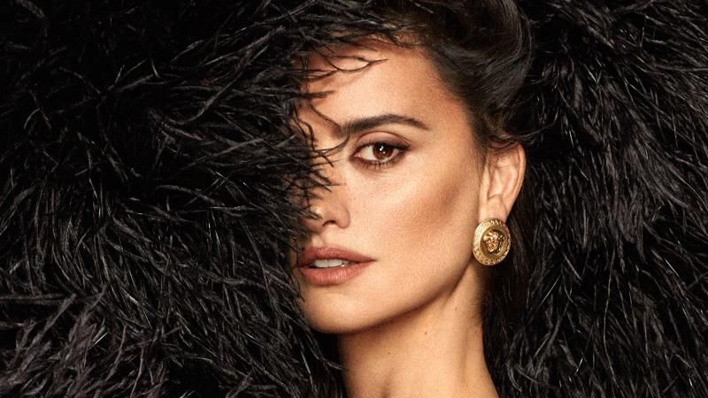 Пенелопа Крус снялась в элегантной фотосессии для модного глянца Пенелопа Крус снялась в элегантной фотосессии для модного глянца