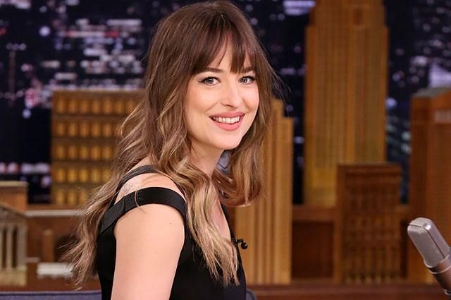 Дакота Джонсон зізналась, чи справді дивилась на Джолі під час виступу Еністон на "Золотому Глобусі" Дакота Джонсон зізналась, чи справді дивилась на Джолі під час виступу Еністон на "Золотому Глобусі"