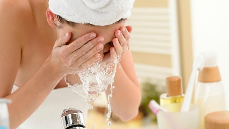 5 ошибок при очищении кожи, которые допускает почти каждый