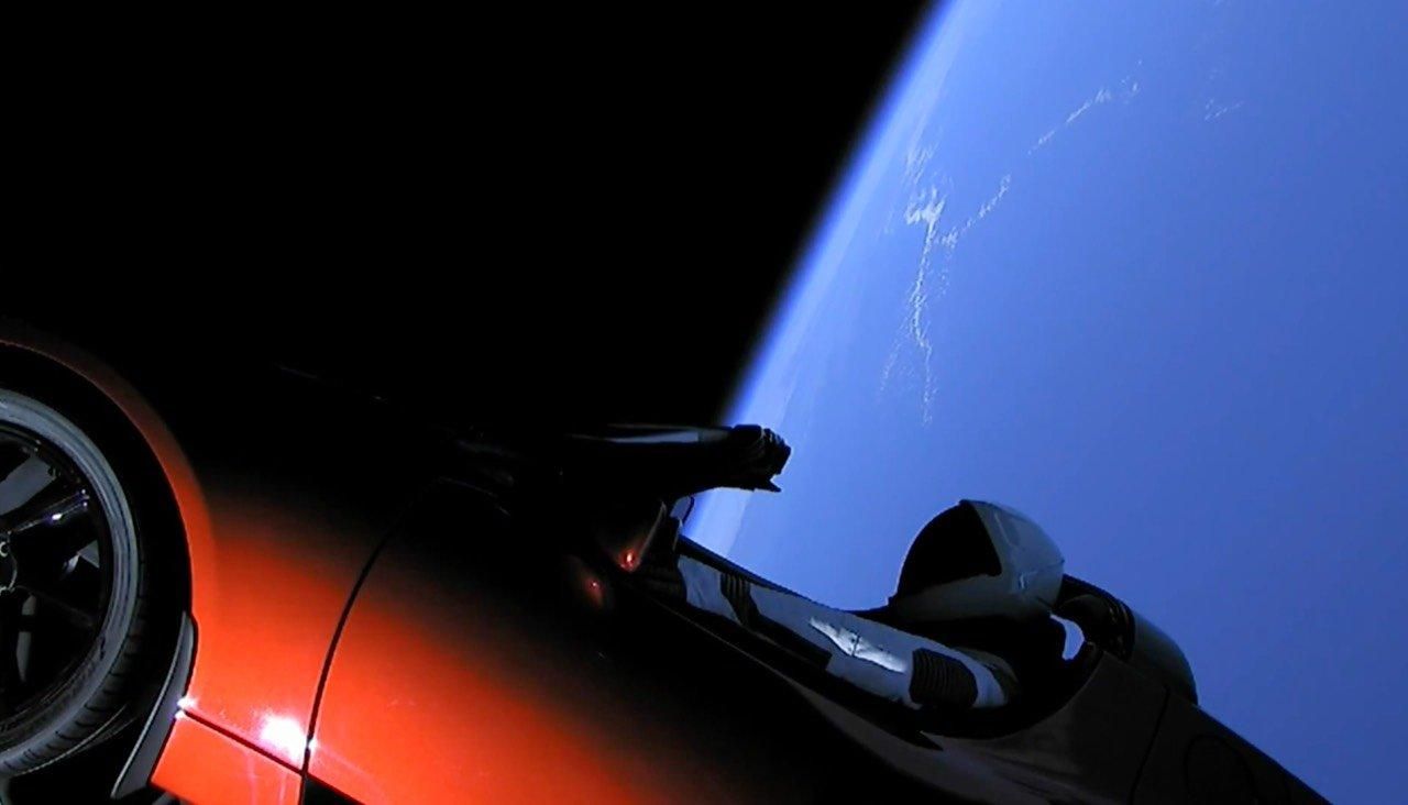 Запуск Falcon Heavy: Маск показал интересную деталь