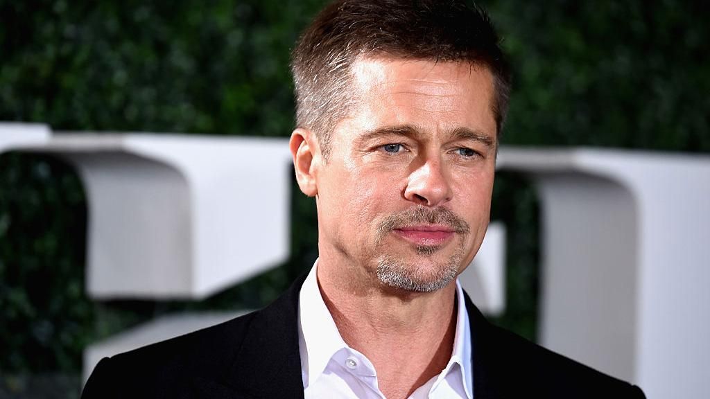 Брэд Питт попал в тройное ДТП: появились фото Брэд Питт попал в тройное ДТП: появились фото