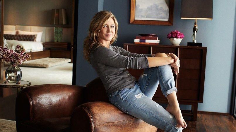 Уют и гармония: Дженнифер Энистон показала свой роскошный особняк в новом фотосете Уют и гармония: Дженнифер Энистон показала свой роскошный особняк в новом фотосете