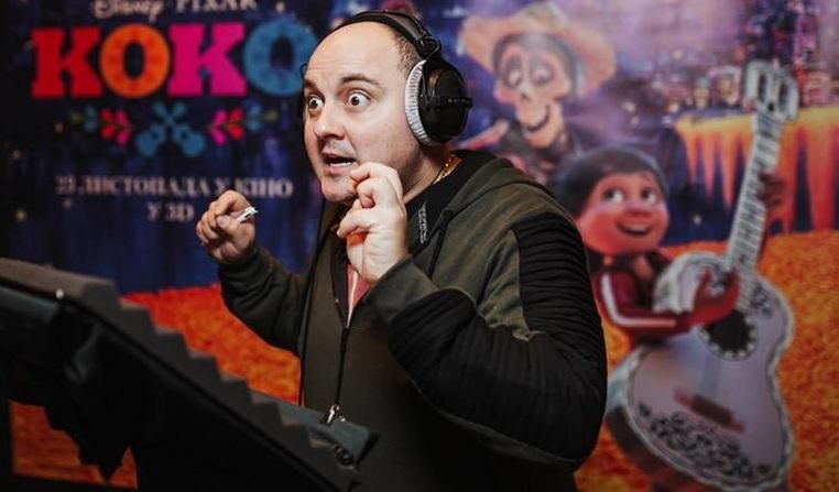 Український комік наробив шуму на "Голосі країни": яскраве відео Український комік наробив шуму на "Голосі країни": яскраве відео