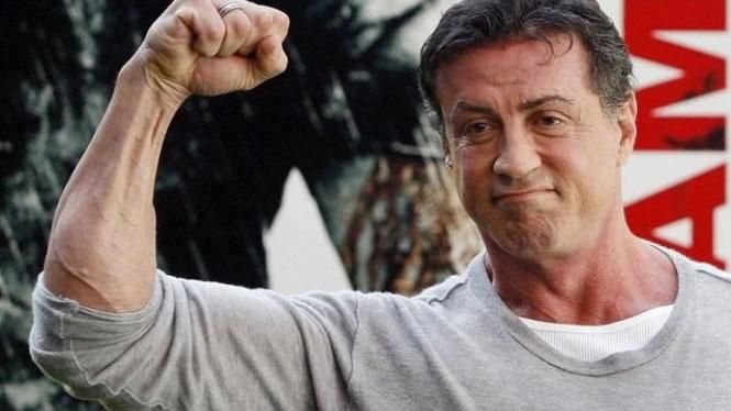 Сталлоне прокоментував фейк про свою "смерть" Сталлоне прокоментував фейк про свою "смерть"