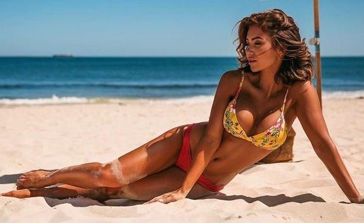 Спокусливі фото спортивної журналістки з Австралії: гаряча підбірка Спокусливі фото спортивної журналістки з Австралії: гаряча підбірка