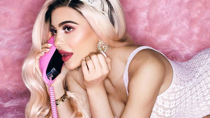 Кайлі Дженнер лише одним повідомленням в мережі здешевила акції Snapchat Кайлі Дженнер лише одним повідомленням в мережі здешевила акції Snapchat