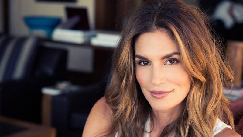 Модель Сінді Кроуфорд поділилась незвичним архівним фото Модель Сінді Кроуфорд поділилась незвичним архівним фото