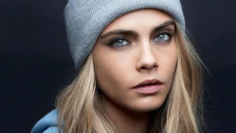 Актриса Кара Делевинь сделала странную операцию на ушах Актриса Кара Делевинь сделала странную операцию на ушах