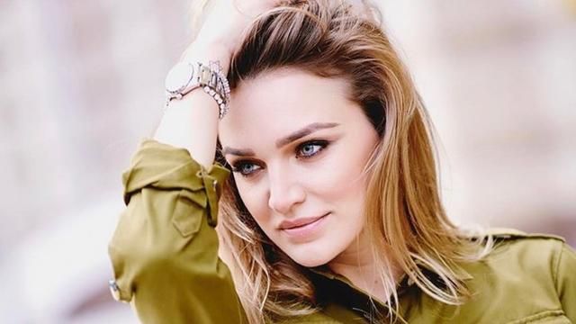 Донька Добкіна похизувалася відвертими фото з відпочинку у Трускавці (18+) Донька Добкіна похизувалася відвертими фото з відпочинку у Трускавці (18+)