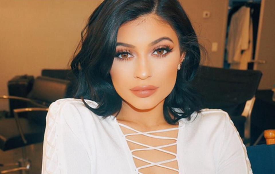 Сестра Ким Кардашян показала отличную фигуру после родов