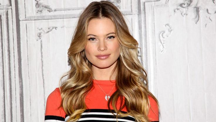 Модель Бехати Принслу показала свою фигуру после родов: фото, видео 