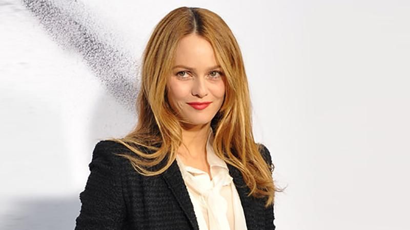 Акторка Ванесса Параді провела акцію протесту на престижній церемонії Акторка Ванесса Параді провела акцію протесту на престижній церемонії