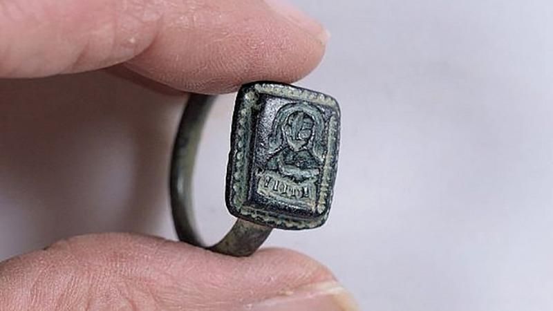 В Израиле случайно нашли старинную драгоценность: фото В Израиле случайно нашли старинную драгоценность: фото