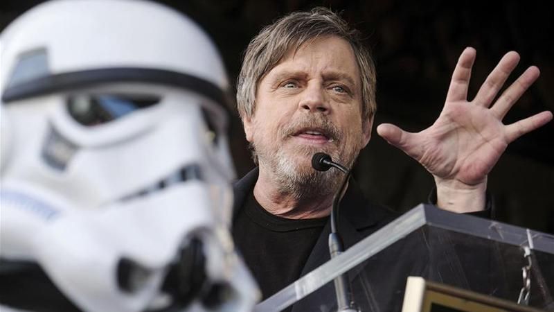 Актер, сыгравший Люка Скайуокера, получил звезду на Аллее славы Актер, сыгравший Люка Скайуокера, получил звезду на Аллее славы