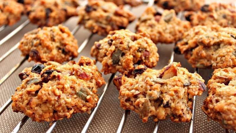 Печенье с шоколадом и кукурузными хлопьями: простой рецепт