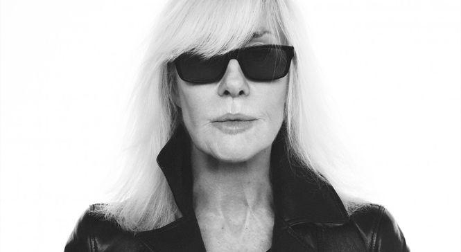 Муза дизайнера Ив Сена-Лорана стала лицом модного бренда