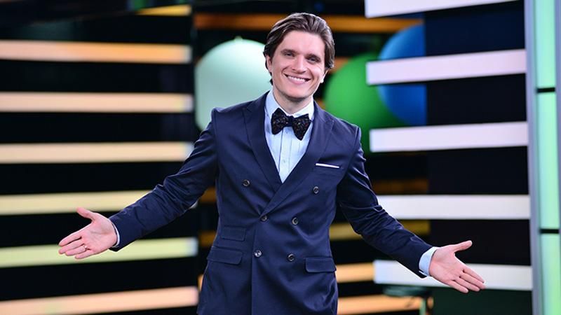 Український ведучий випадково отримав фото з Вікторією Бекхем Український ведучий випадково отримав фото з Вікторією Бекхем