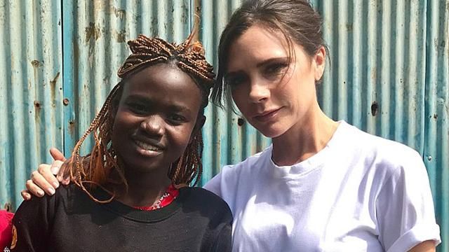 Вікторія Бекхем прилетіла до Кенії і побоксувала з місцевими дівчатами: фото і відео