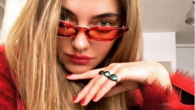 Украинская модель Алина Байкова украсила обложку модного журнала: фото Украинская модель Алина Байкова украсила обложку модного журнала: фото