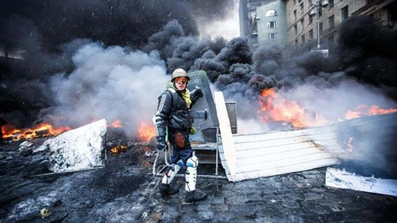 С Майдана на Донбасс: в Киеве состоялась премьера документального фильма "Первая сотня" С Майдана на Донбасс: в Киеве состоялась премьера документального фильма "Первая сотня"