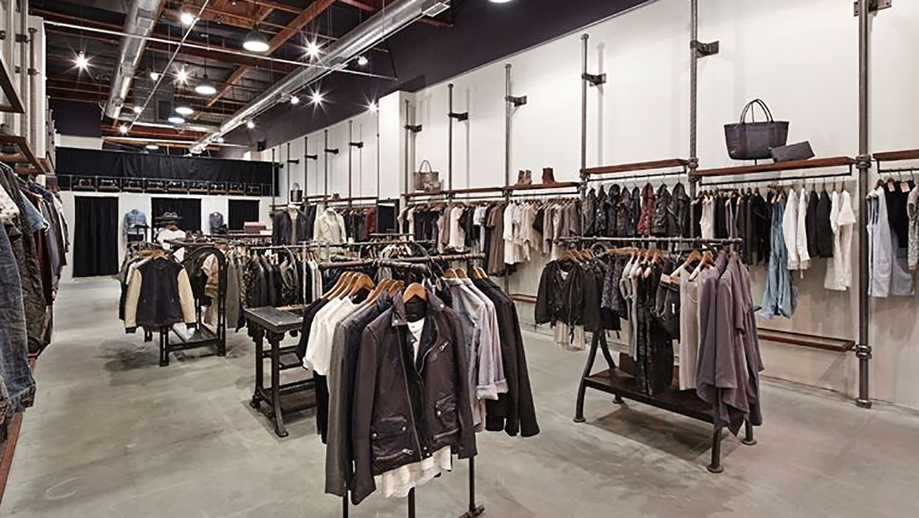 В Украине открыли первый магазин звездного бренда AllSaints В Украине открыли первый магазин звездного бренда AllSaints