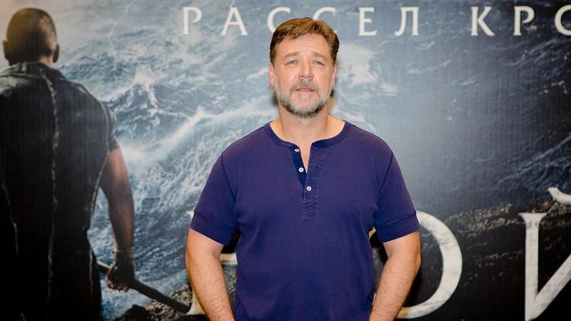 Актер Рассел Кроу шокировал поклонников своим видом: фото Актер Рассел Кроу шокировал поклонников своим видом: фото