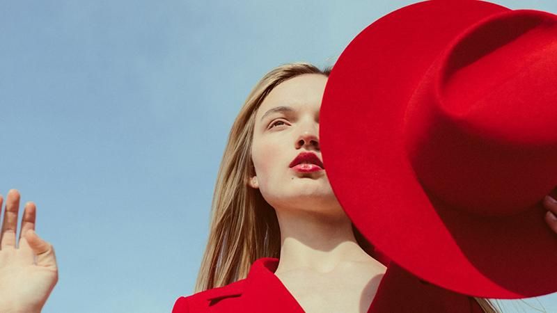 Український бренд присвятив капелюх ракеті Falcon Heavy: яскраві фото Український бренд присвятив капелюх ракеті Falcon Heavy: яскраві фото