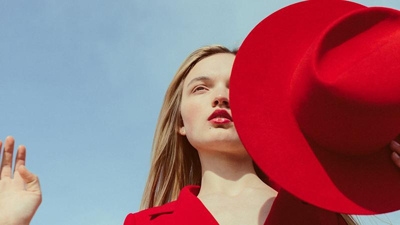 Украинский бренд посвятил шляпу ракете Falcon Heavy: яркие фото