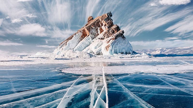 Казкові знімки озера Байкал підкорили мережу: неймовірні фото