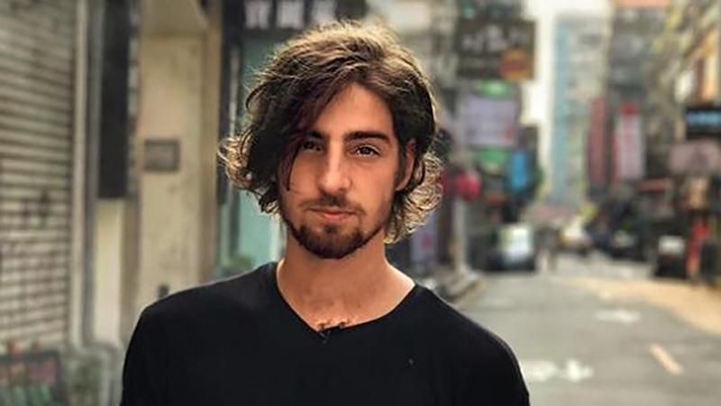 Поклонники ведущего Владимира Дантеса не узнали его на архивном фото Поклонники ведущего Владимира Дантеса не узнали его на архивном фото