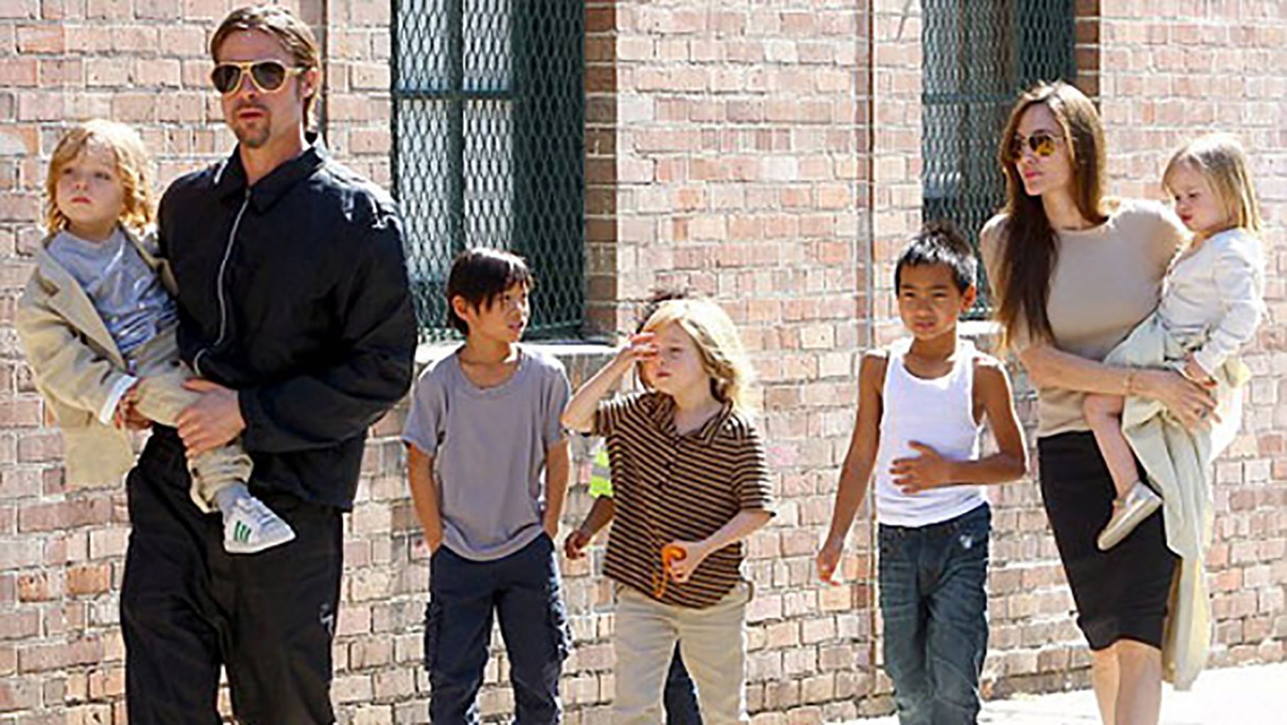 Джолі з Піттом готові поставити крапку в розлученні, – ЗМІ Джолі з Піттом готові поставити крапку в розлученні, – ЗМІ