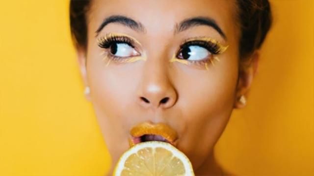 Как сделать макияж с актуальным весенним цветом: фото и видео Как сделать макияж с актуальным весенним цветом: фото и видео