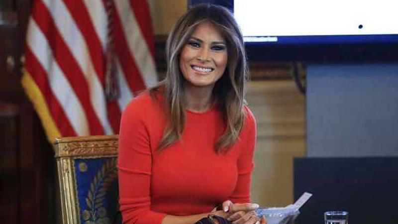 Чарівна Меланія Трамп засвітила нове стильне вбрання: фото Чарівна Меланія Трамп засвітила нове стильне вбрання: фото