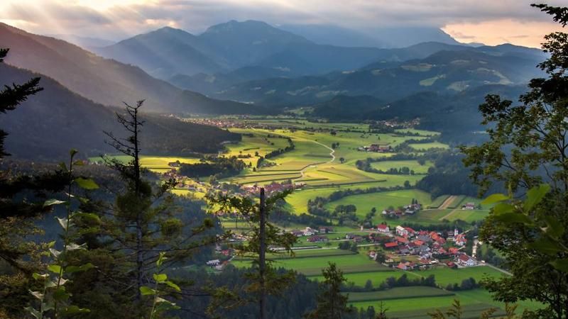 Сказочные замки и природа: фото Словении покорили сеть