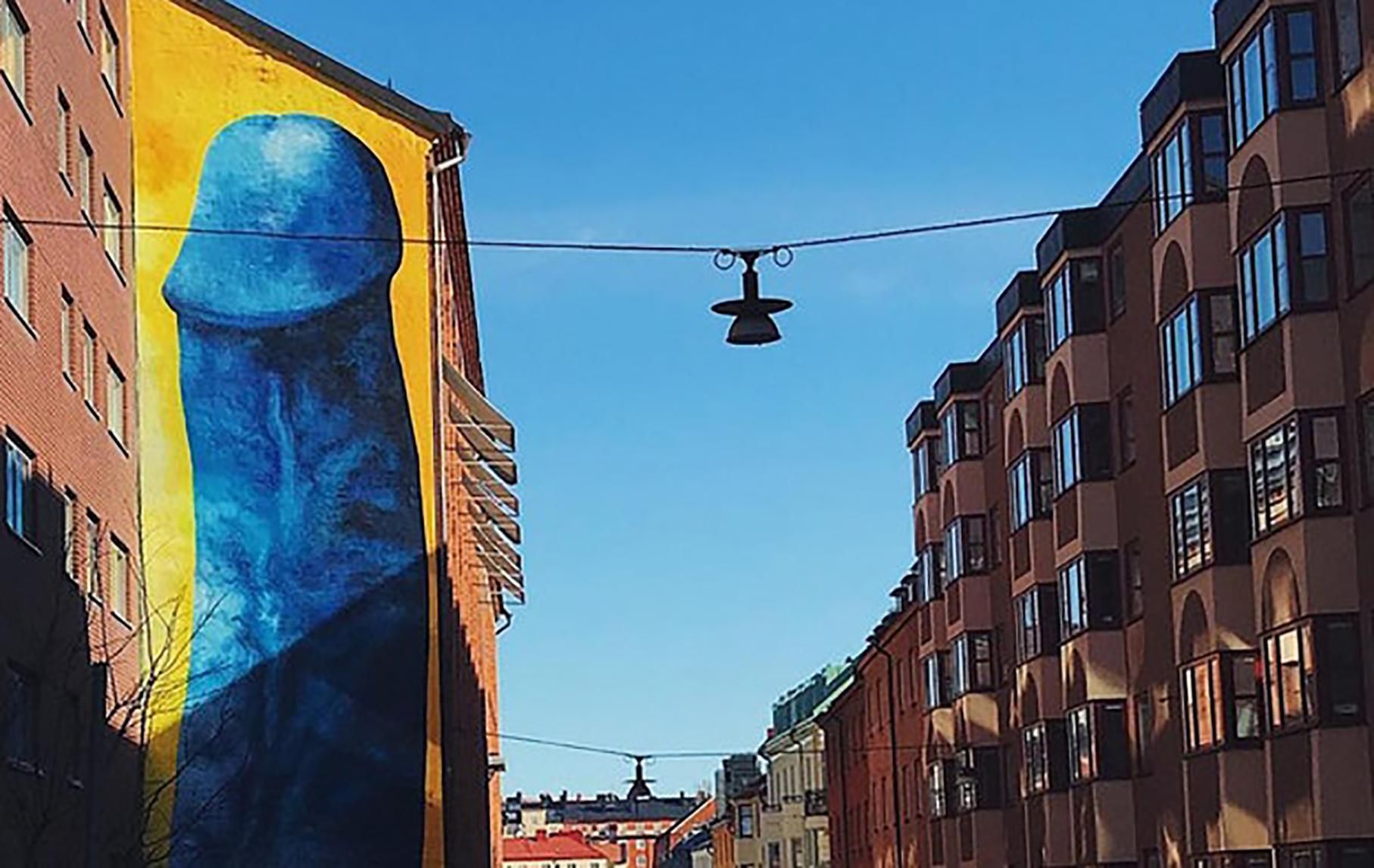 У Стокгольмі мурал із зображенням пеніса замалюють через скарги сусідів