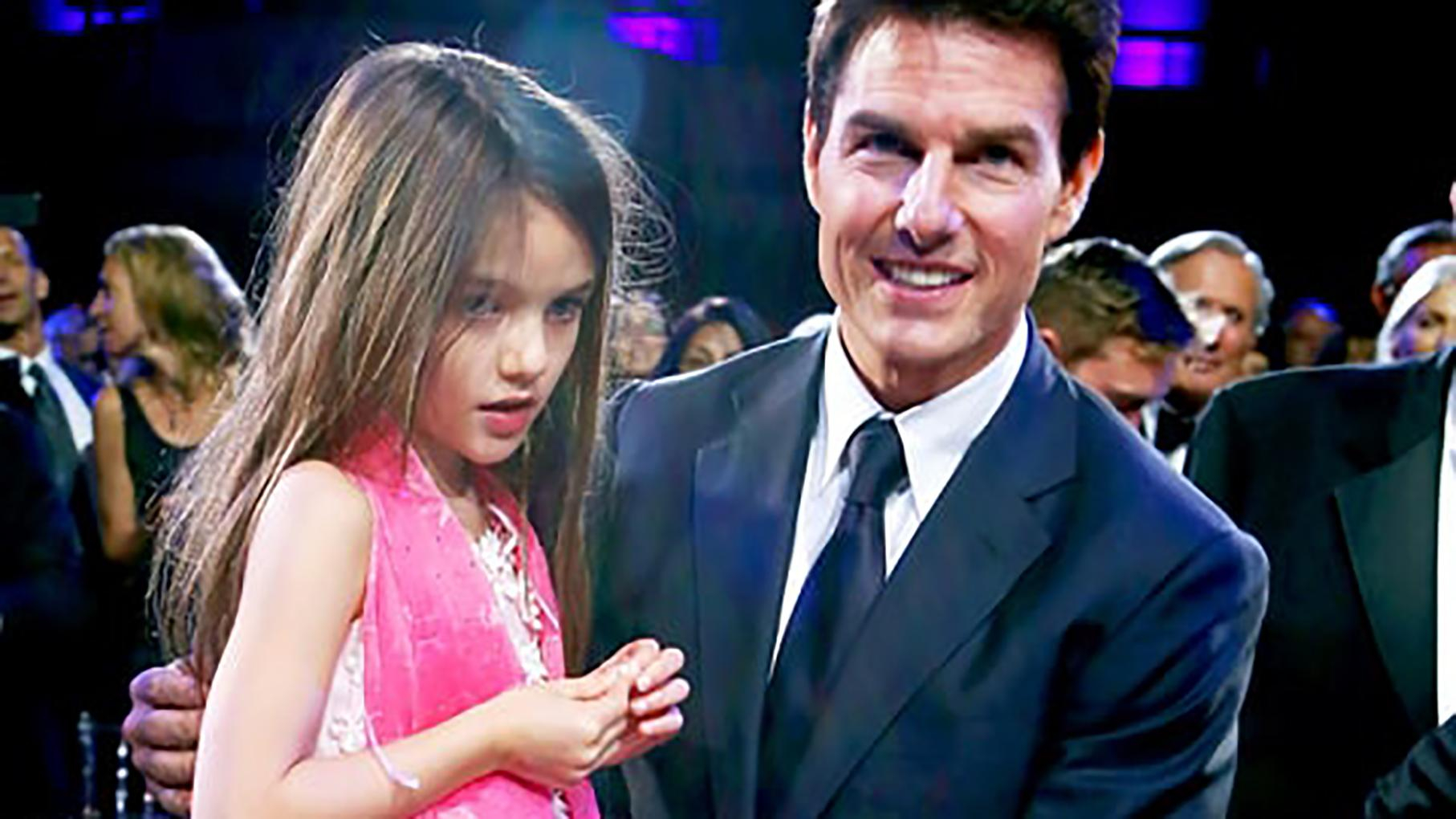 Том Круз не видел дочери более 4 лет из-за религиозных разногласий, - СМИ