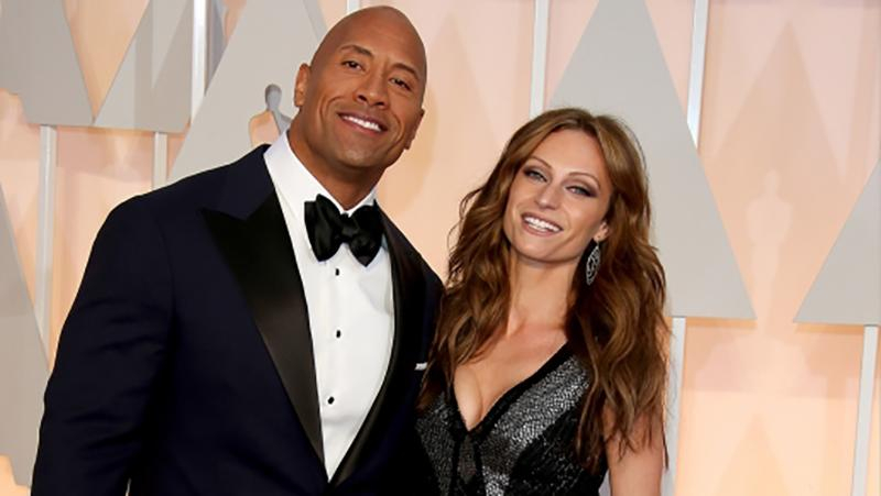 Голливудский актер Дуэйн Джонсон в третий раз стал отцом: очаровательные фото