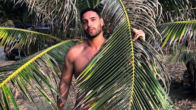 Віталій Козловський показав накачаний прес на відпочинку: фото Віталій Козловський показав накачаний прес на відпочинку: фото