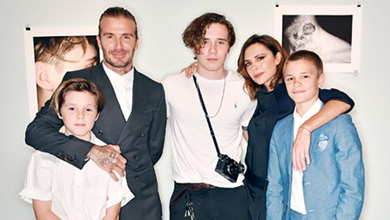 Бруклин Бекхэм очаровал трогательным постом о своей семье