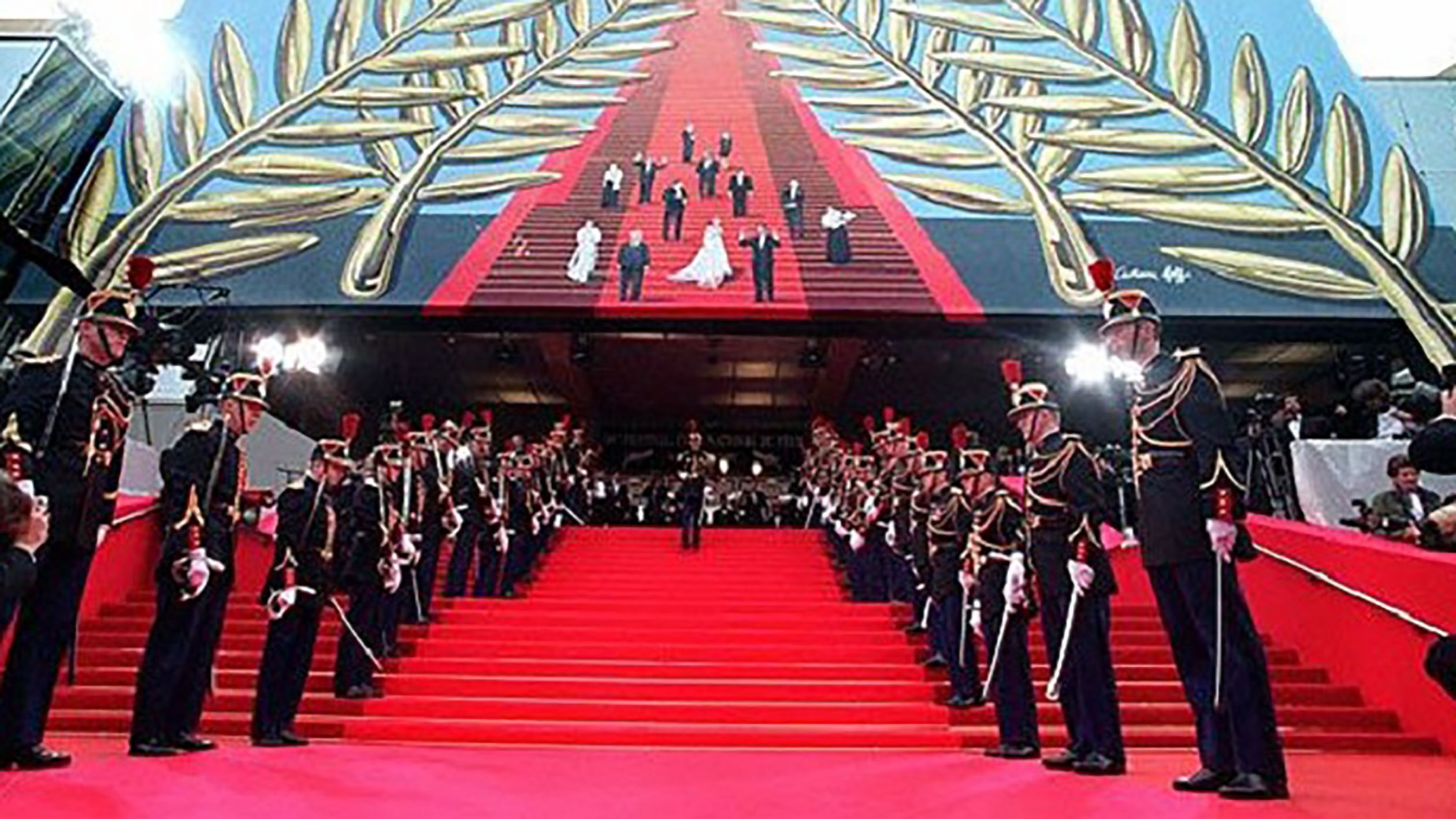 Каннский кинофестиваль готовится к открытию Каннский кинофестиваль готовится к открытию