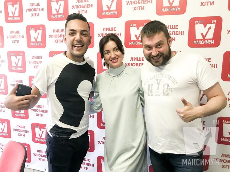 Ольга Цибульська заспівала від імені Хорхе Лінареса про Василя Ломаченко: кумедне відео Ольга Цибульська заспівала від імені Хорхе Лінареса про Василя Ломаченко: кумедне відео