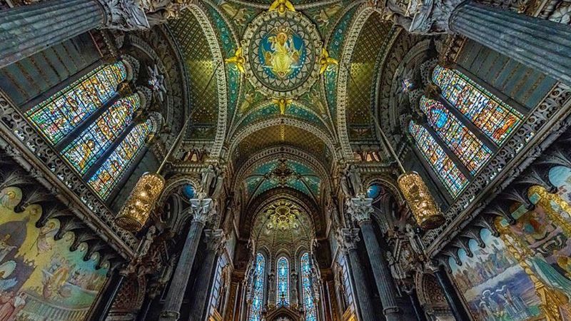 Соборы во Франции сфотографировали необычным способом: оригинальные снимки Соборы во Франции сфотографировали необычным способом: оригинальные снимки