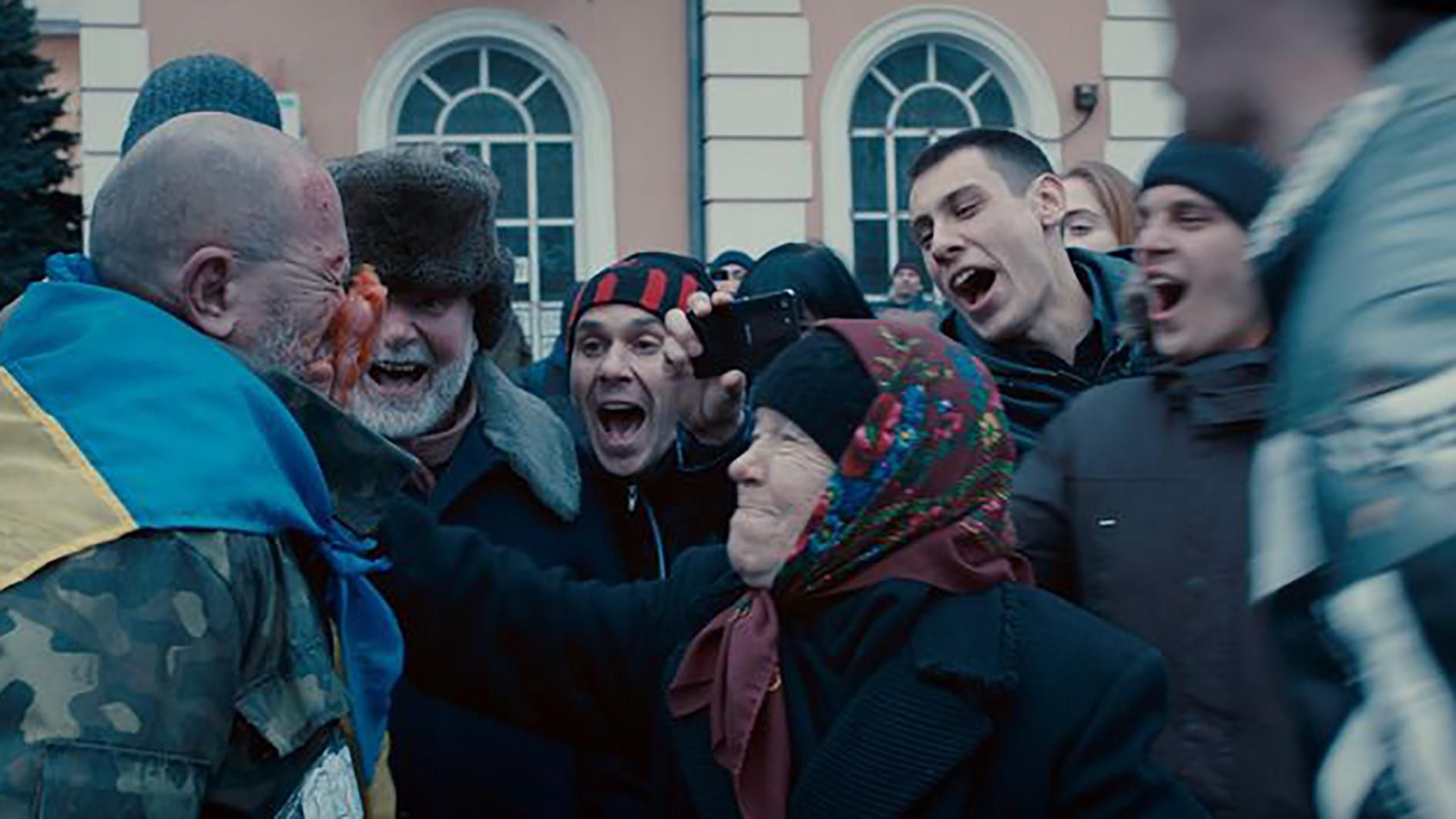 Український фільм "Донбас" отримав нагороду на Каннському кінофестивалі Український фільм "Донбас" отримав нагороду на Каннському кінофестивалі