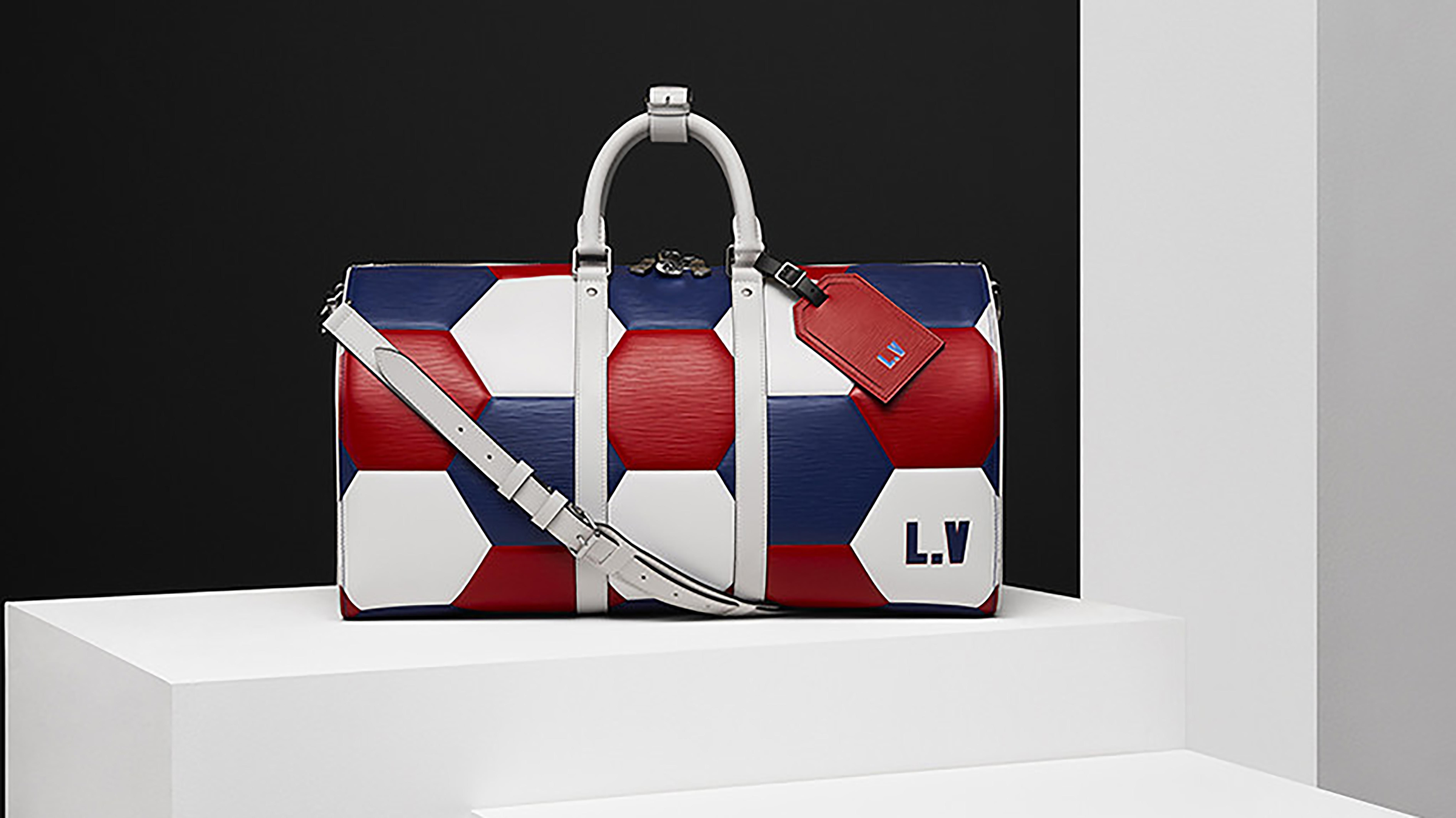 Louis Vuitton створили колекцію для футбольних фанатів: фото Louis Vuitton створили колекцію для футбольних фанатів: фото