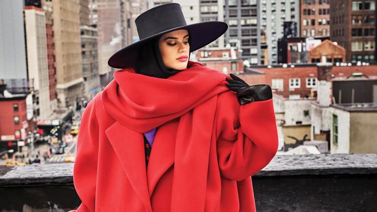 Сара Сампайо примерила гламурные образы в новой съемке: сочные фото Сара Сампайо примерила гламурные образы в новой съемке: сочные фото