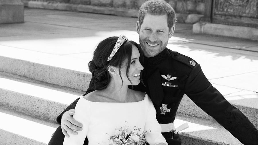 Свадебный фотограф Меган Маркл и принца Гарри рассказал, как импровизировал на фотосессии