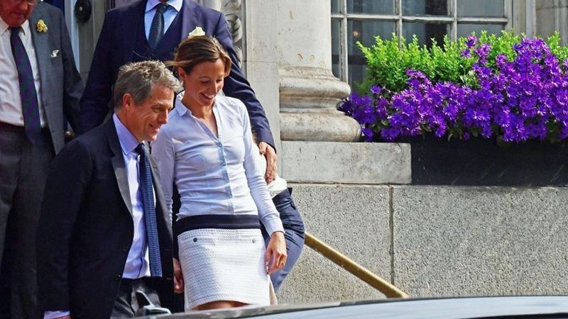 З'явились перші фото з весілля 57-річного Х'ю Гранта З'явились перші фото з весілля 57-річного Х'ю Гранта