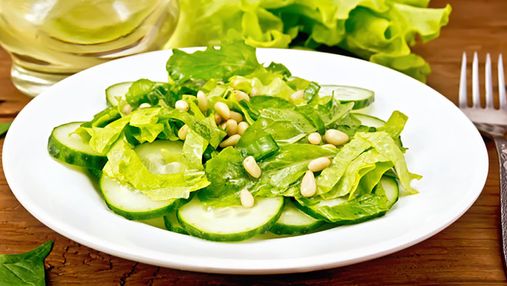 Вкусный рецепт салата из огурцов и кедровых орешков
