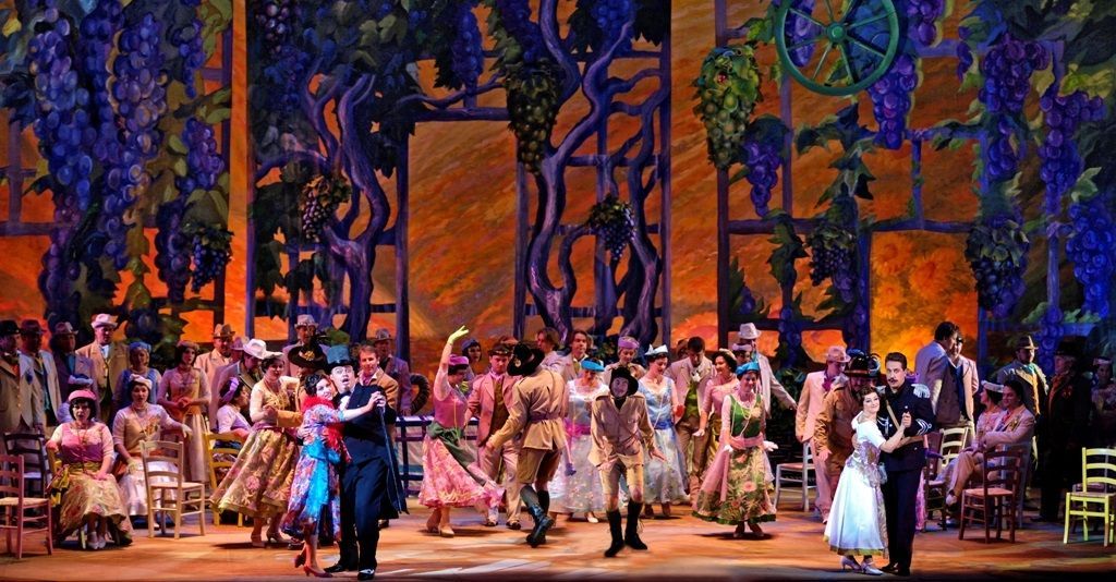 Национальная опера Украины подарит поклонникам "молодость" и классику