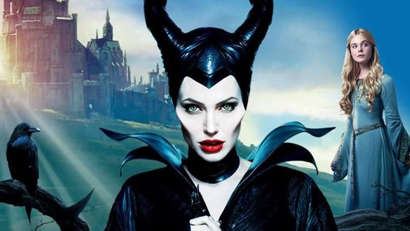 Анджелина Джоли возвращается в кино: первые кадры со съемок "Малефисента 2"